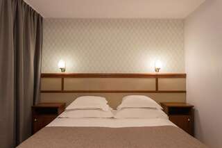 Отель Hotel Villa Wesset Пярну Двухместный номер с 1 кроватью или 2 отдельными кроватями-23